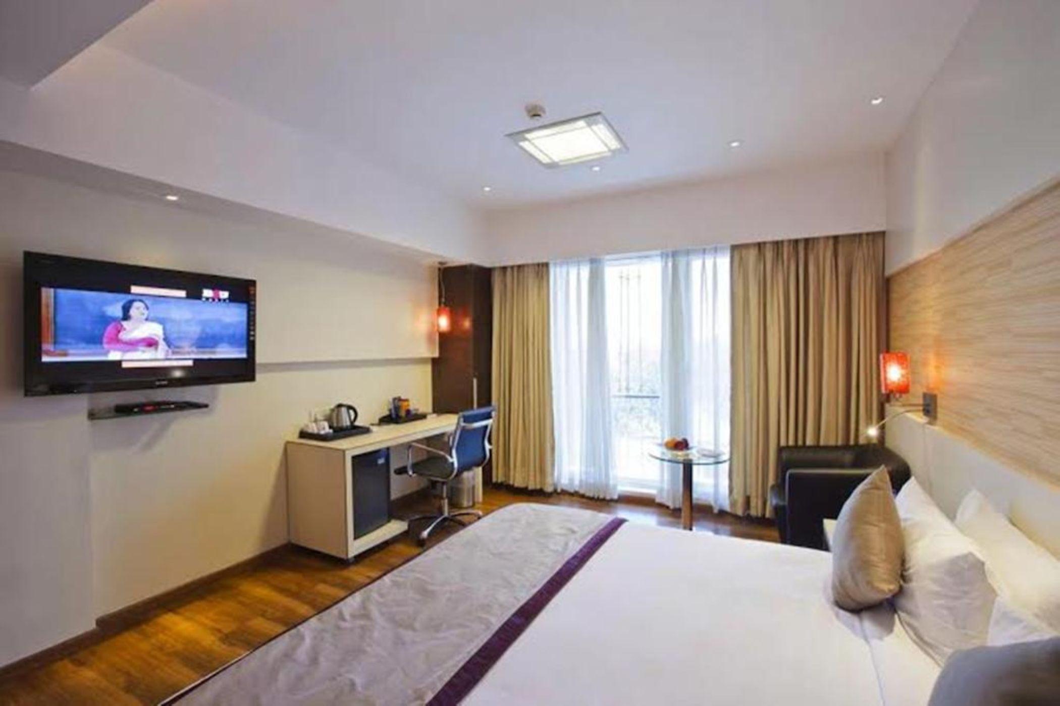 Spree Shivai Hotel Pune Pimpri-Chinchwad Ngoại thất bức ảnh