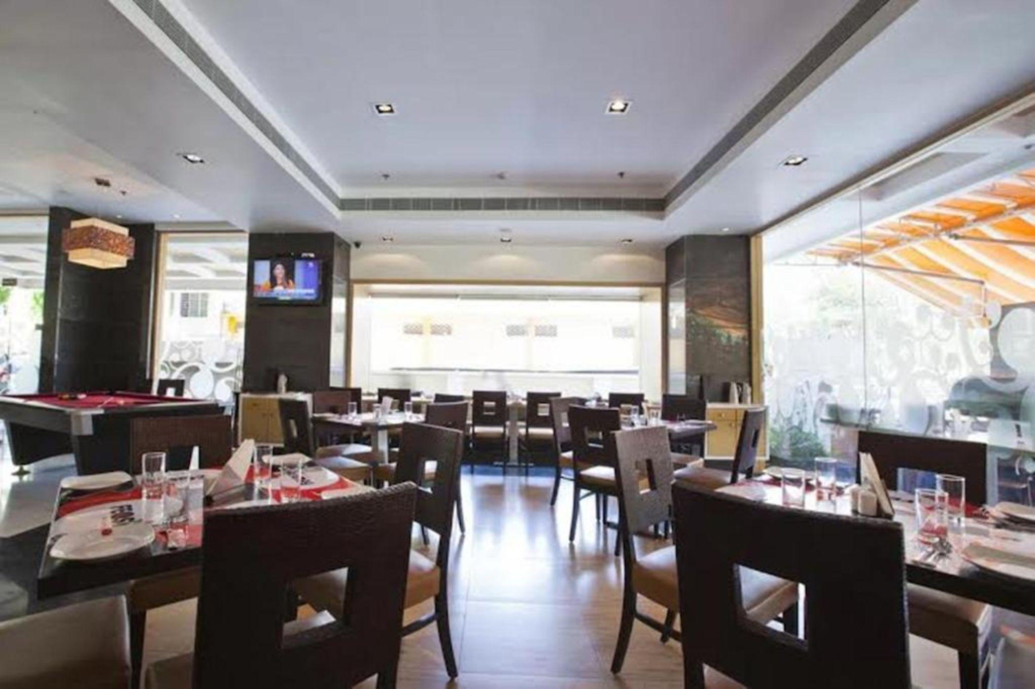 Spree Shivai Hotel Pune Pimpri-Chinchwad Ngoại thất bức ảnh