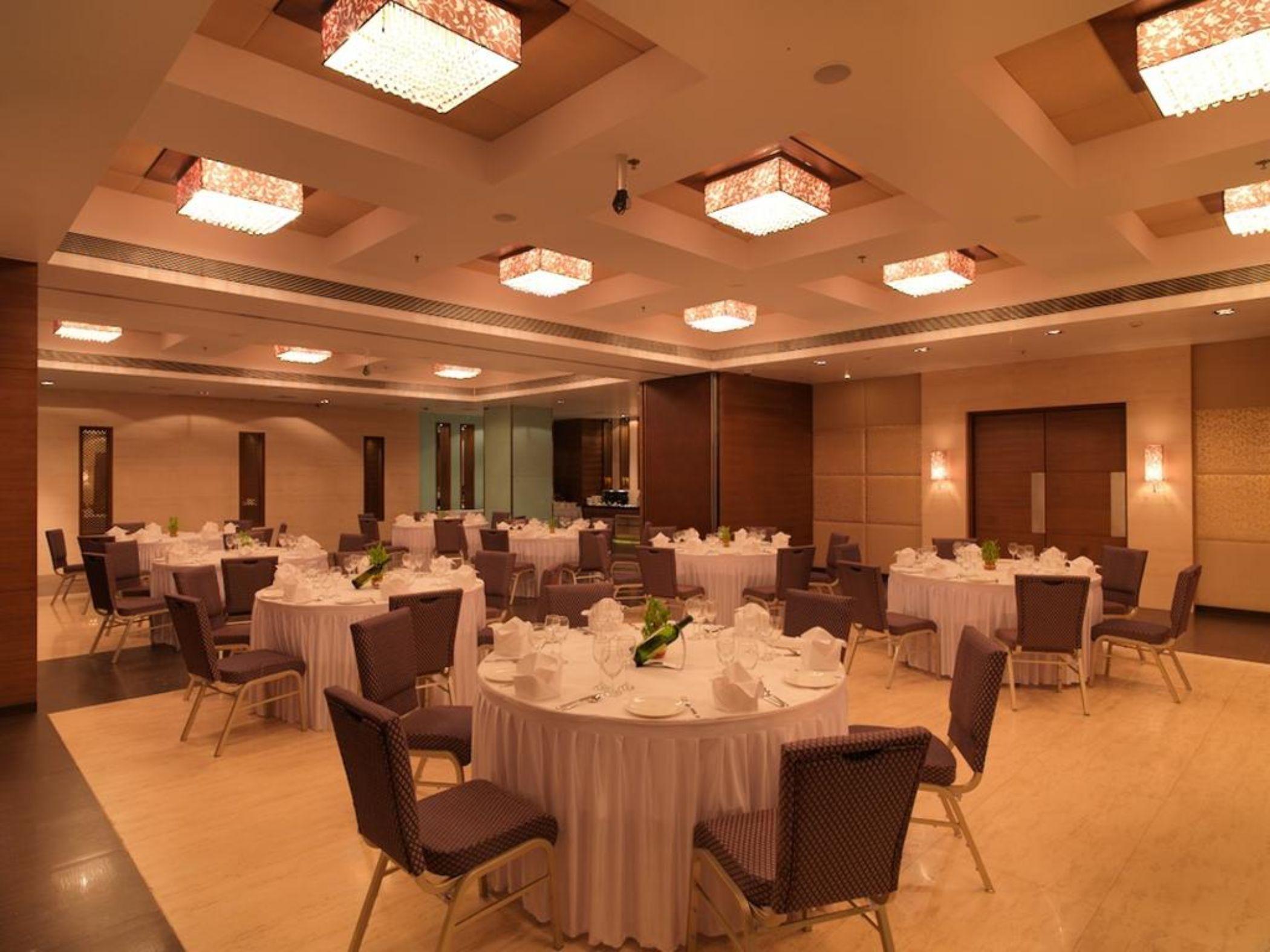 Spree Shivai Hotel Pune Pimpri-Chinchwad Ngoại thất bức ảnh