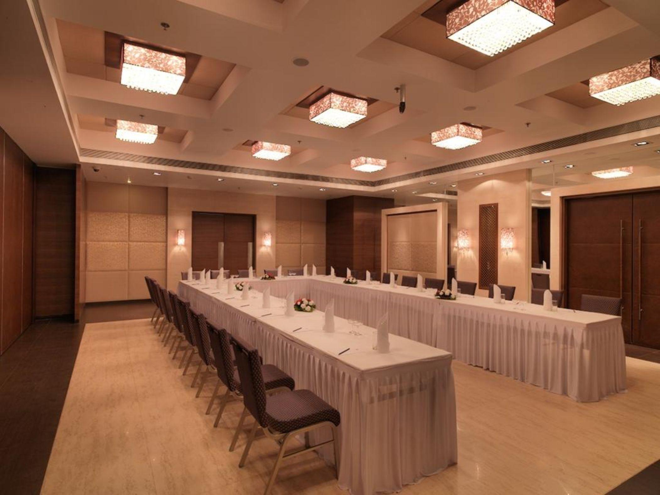Spree Shivai Hotel Pune Pimpri-Chinchwad Ngoại thất bức ảnh